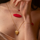 Collier doré grand modèle - KISS ME