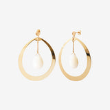 Boucles d’oreilles créoles SOLANGE nacre blanche